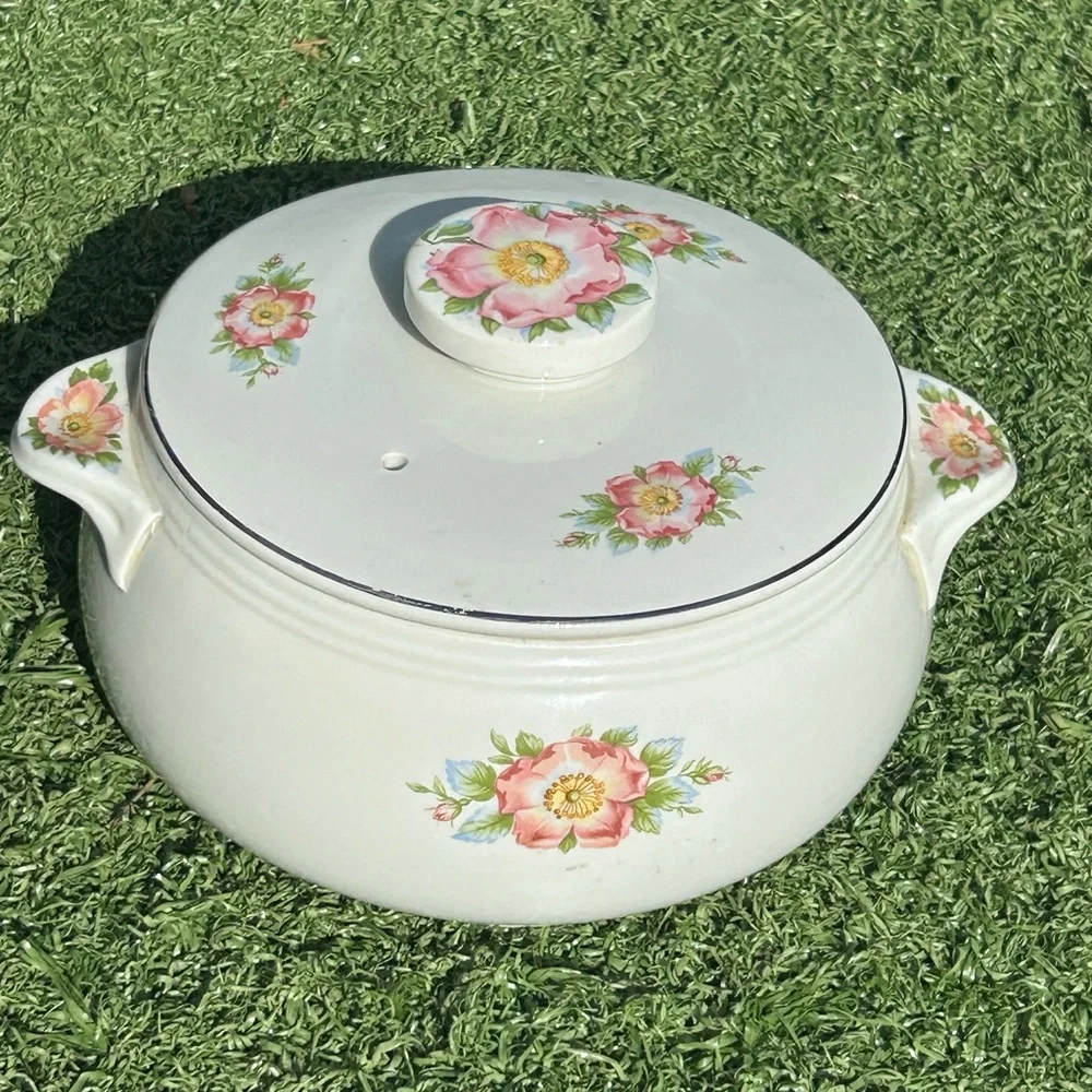 Vintage 1950s Halls Rose White 658 Stoneware Casserole Dish & Lid MCM Made USA